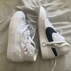 Rare Nike Blazer with Zipper